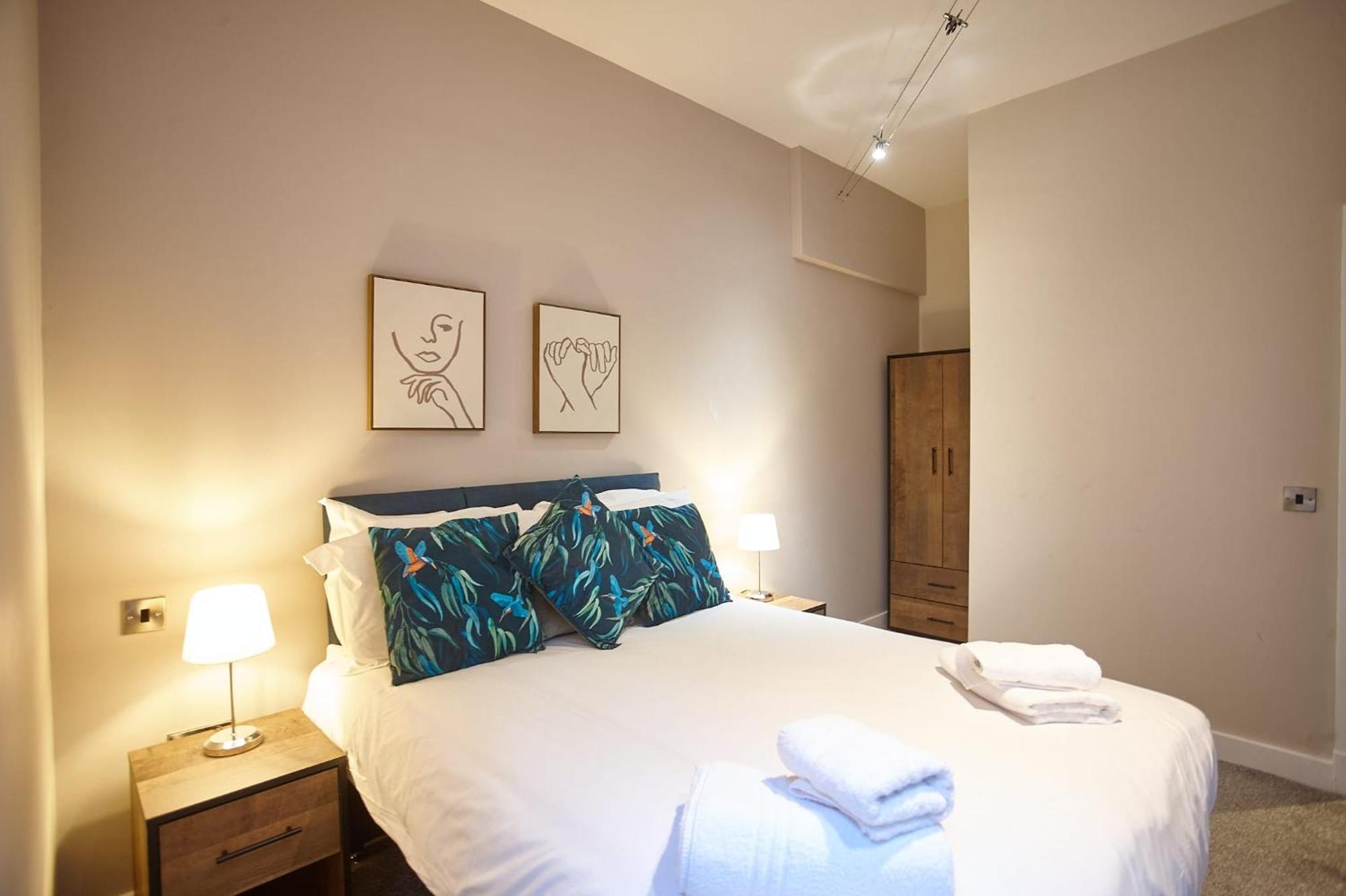 The Jade Suite Manchester Buitenkant foto